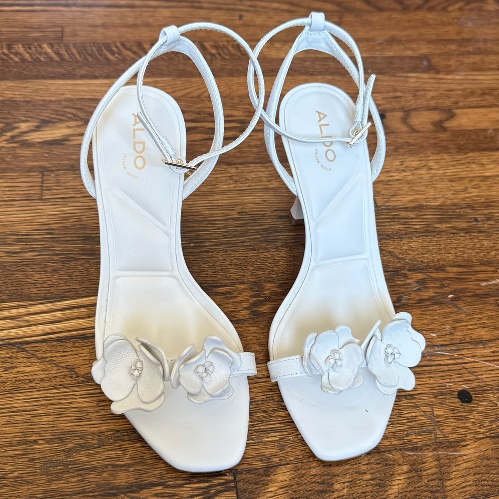 ALDO (Daisylily) white flowered strappy heels